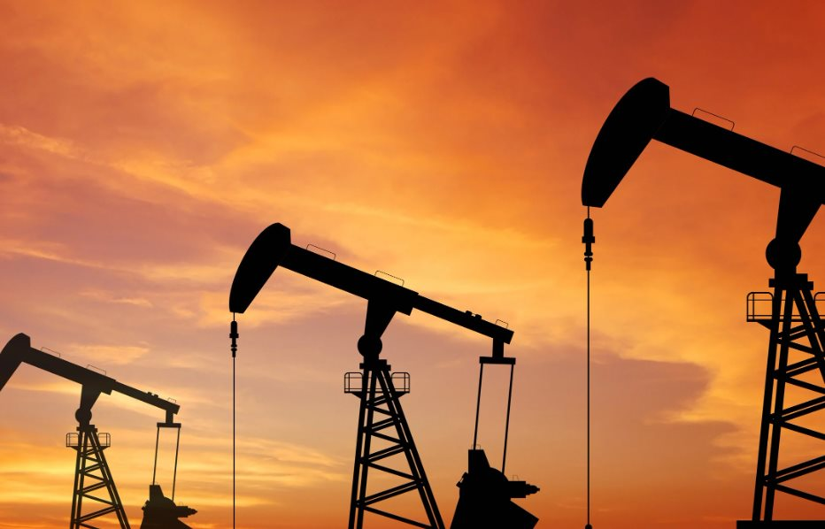 Sự kiện điên rồ chưa từng có của thị trường năng lượng: 6 năm trước, giá dầu âm, người bán phải trả tiền để đẩy dầu đi - Ảnh 1