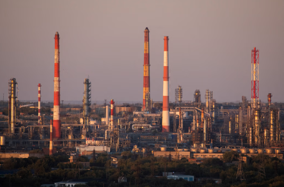 Tàu chở LNG đến châu Âu quay đầu, Nga "thắng lớn": Mỹ lập tức hành động - Ảnh 1