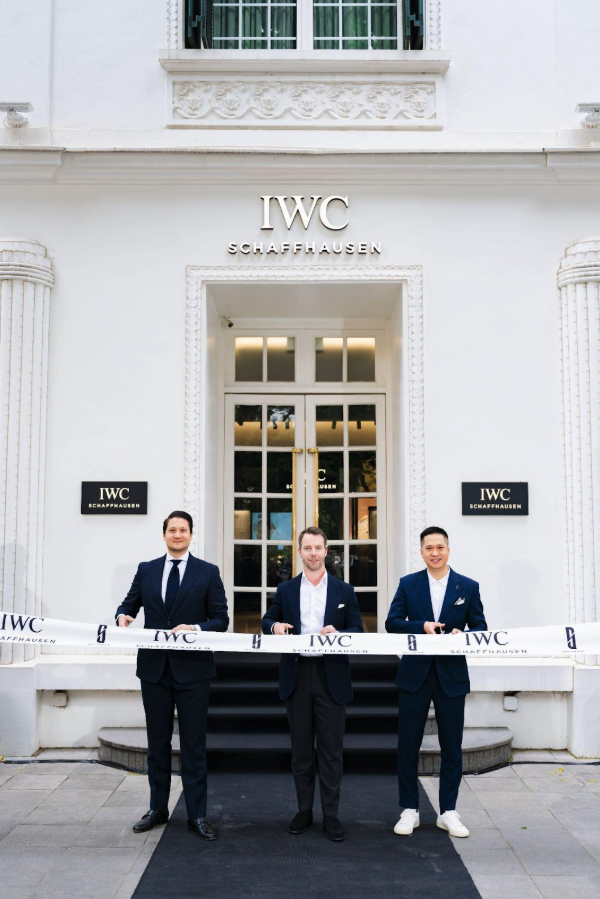 Thương hiệu đồng hồ Thụy Sĩ IWC Schaffhausen chính thức khai trương cửa hàng đầu tiên tại Hà Nội - Ảnh 2