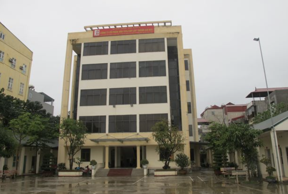 Lãnh đạo doanh nghiệp trên sàn chứng khoán xin từ nhiệm để làm quân nhân chuyên nghiệp - Ảnh 1