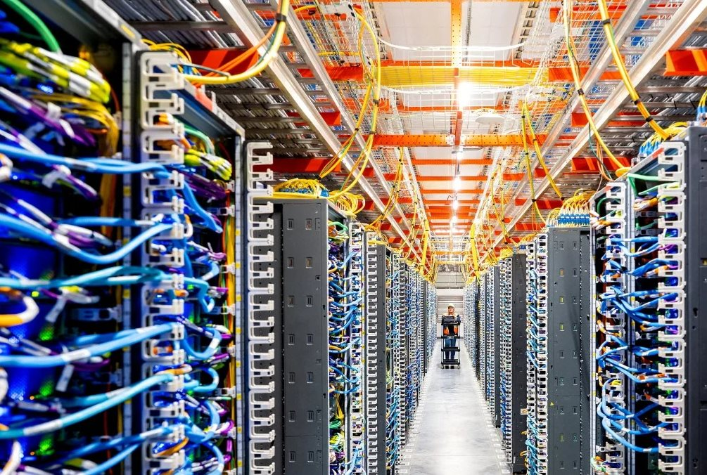 Đông Nam Á và cuộc chiến chống cái nóng 35 độ C: Tham vọng AI tỷ USD đứng trước nguy cơ bị "thiêu rụi" - Ảnh 3