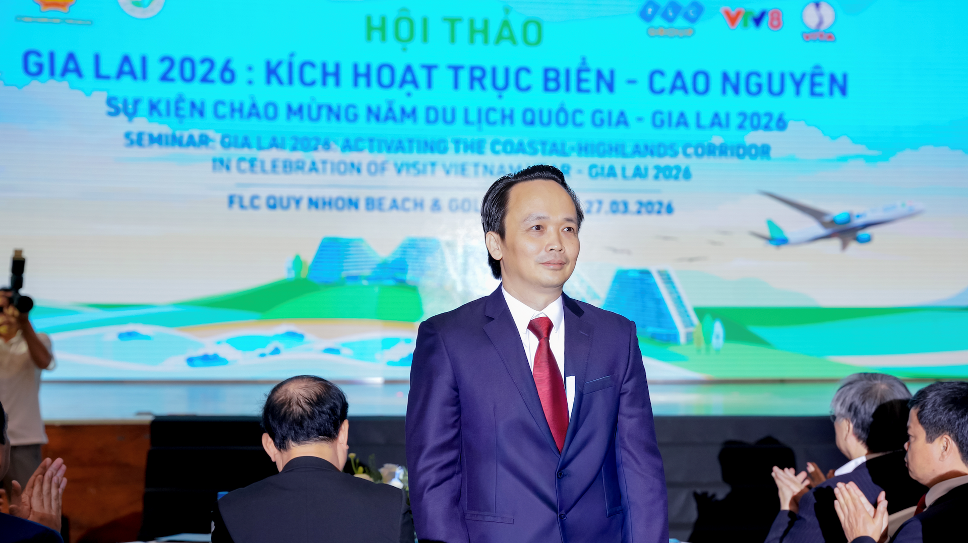 Ông Trịnh Văn Quyết ví khách du lịch là “thượng đế”, cam kết “thượng đế nào đến Gia Lai, FLC vẫn đáp ứng được” - Ảnh 1