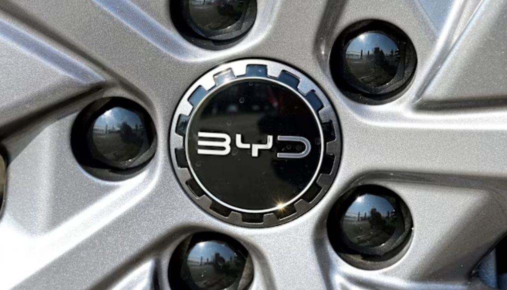 Một hãng xe điện vừa báo lỗ lần đầu tiên sau 4 năm, Chủ tịch cảnh báo thị trường đã 'nóng' đến điểm cực hạn - Ảnh 2