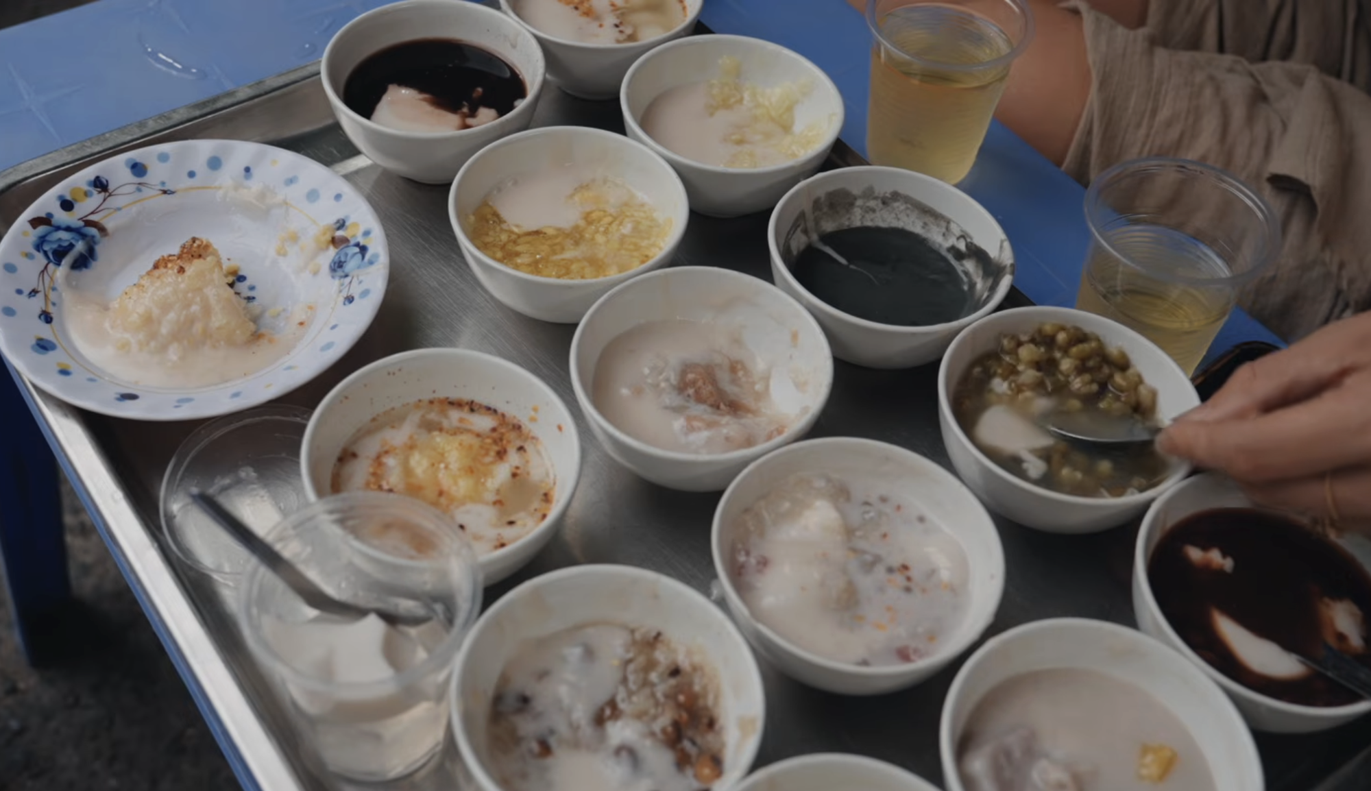 Khách Tây chi 142.000 đồng nhận về 16 món, ăn no tới hôm sau - Ảnh 5