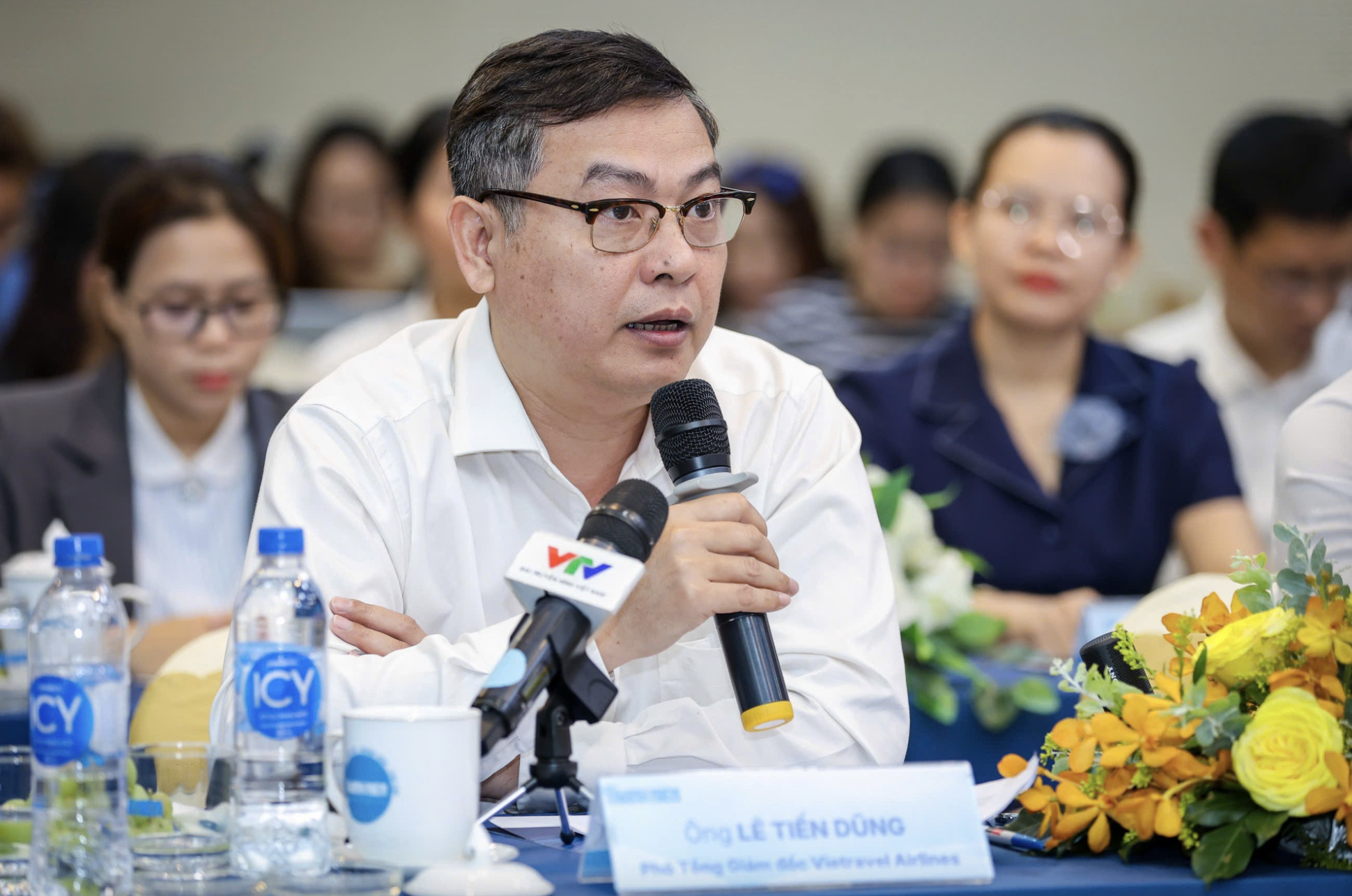 Hãng hàng không của con trai bầu Hiển thừa nhận: "Càng bay càng lỗ" do giá nhiên liệu tăng cao - Ảnh 1