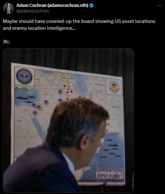 Nhà Trắng tung ảnh giữa lúc không kích Iran: Tấm bảng sau lưng ông Trump bị MXH đồn 'lộ dữ liệu nhạy cảm' - Ảnh 2