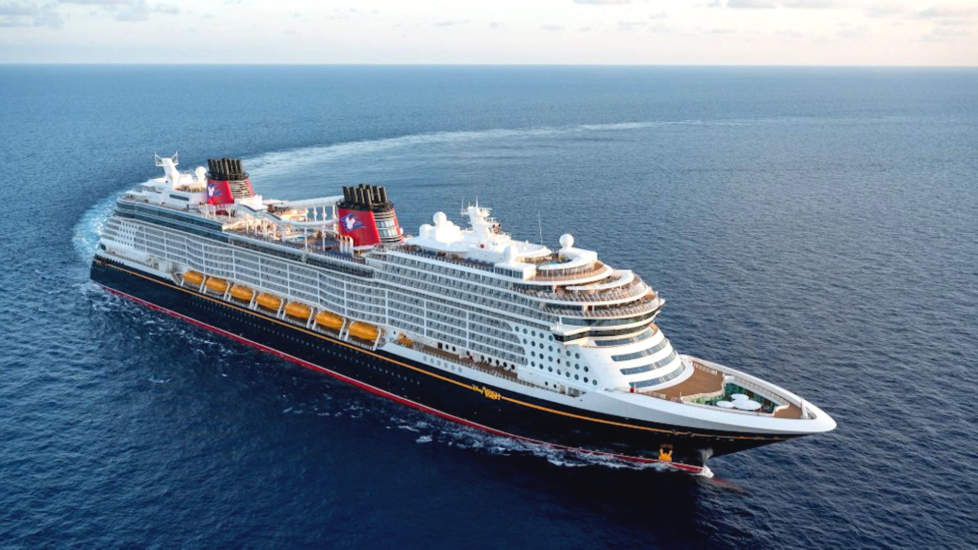 Người Việt Nam ngày càng chuộng du lịch du thuyền - Ảnh 1