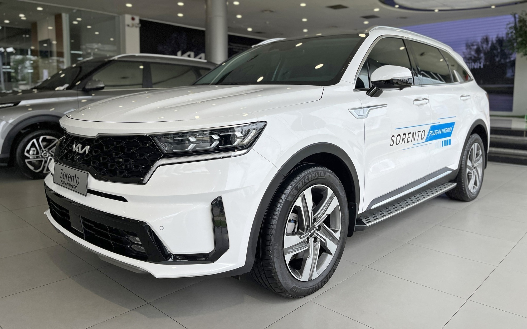 Loạt xe chạy 100km chưa hết 100.000 đồng tiền đổ xăng tại Việt Nam: Có SUV tiết kiệm xăng hơn cả xe máy - Ảnh 9