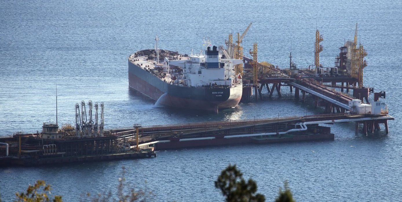 Nga đón tin không thể vui hơn: Dầu thô chiết khấu 'mỏng như giấy' vẫn cháy hàng, một quốc gia mua ngay 30 triệu thùng không cần hỏi giá - Ảnh 3