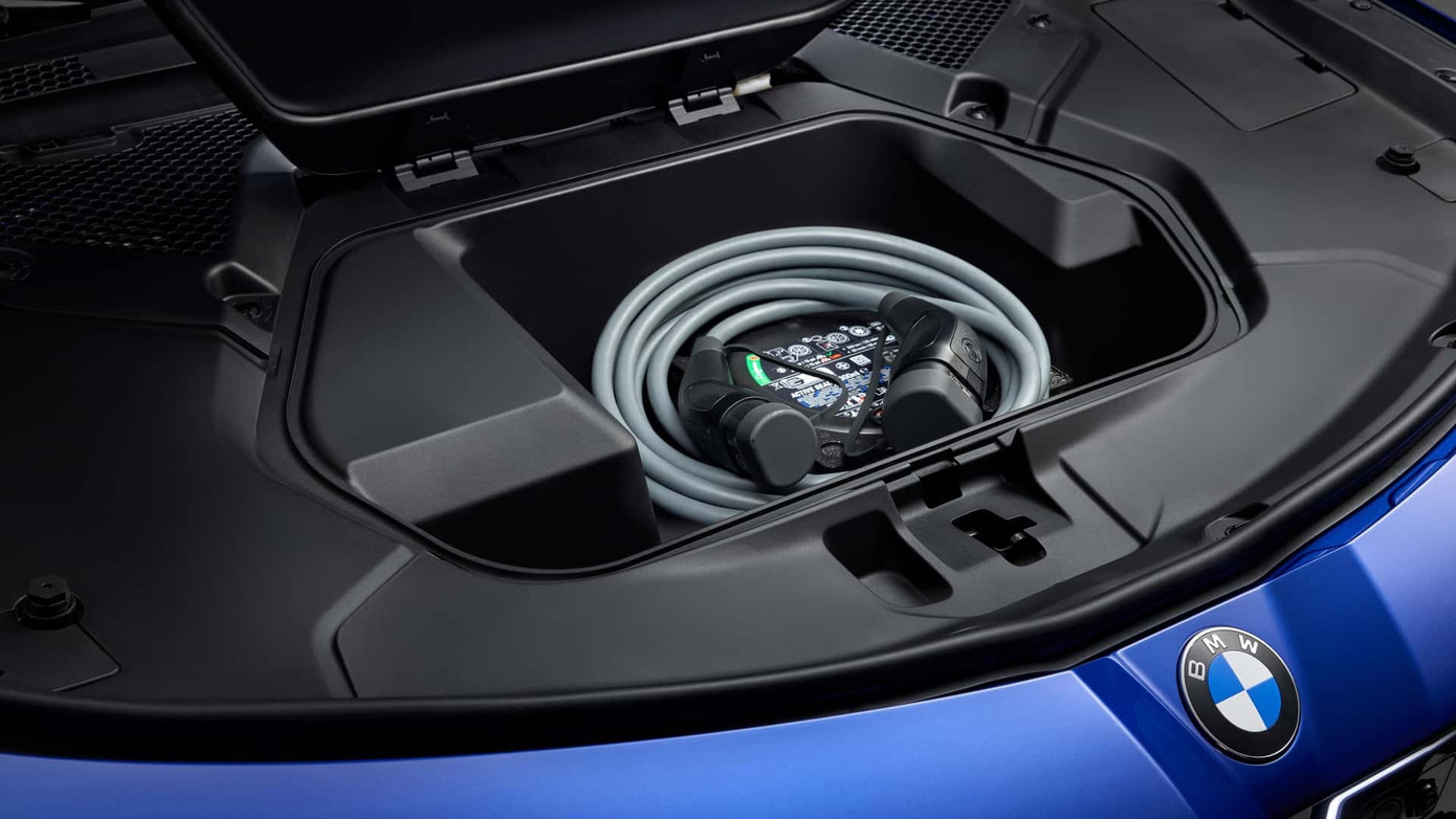 BMW trình làng xe điện mới đi được 900 km/lần sạc - Ảnh 8