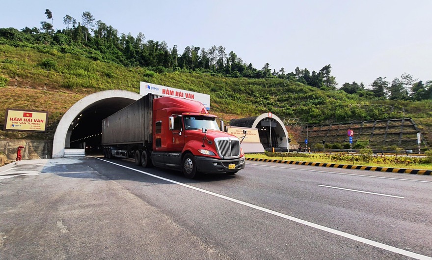 Kỳ tích giao thông Việt Nam: Chuyên gia ngoại bỏ cuộc; kỹ sư Việt tự tìm lời giải, làm nên điều không tưởng - Ảnh 1