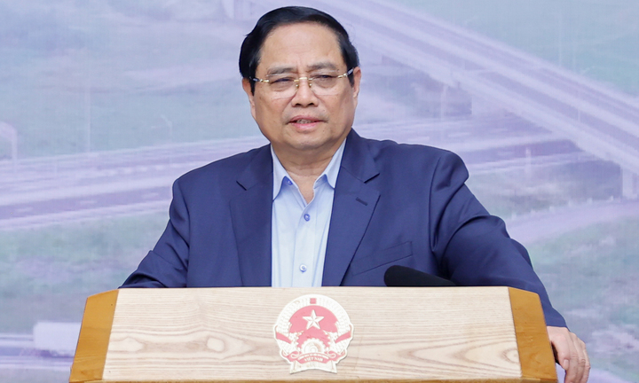 Thủ tướng: Tháo gỡ vướng mắc, bảo đảm duy trì hoạt động bình thường của ACV - Ảnh 1