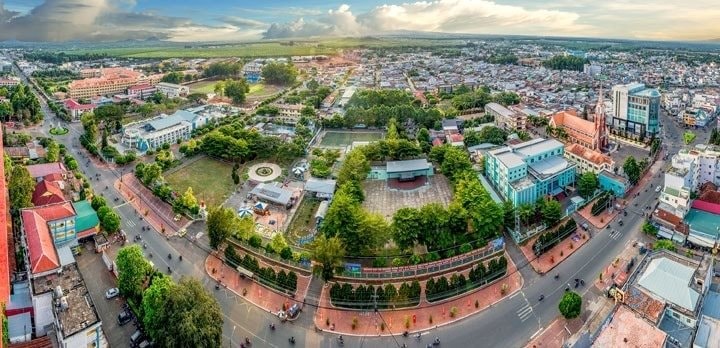 Việt Nam sắp có TP trực thuộc Trung ương đầu tiên giáp Campuchia, trình Chính phủ đề án quan trọng trước 4/4 - Ảnh 1