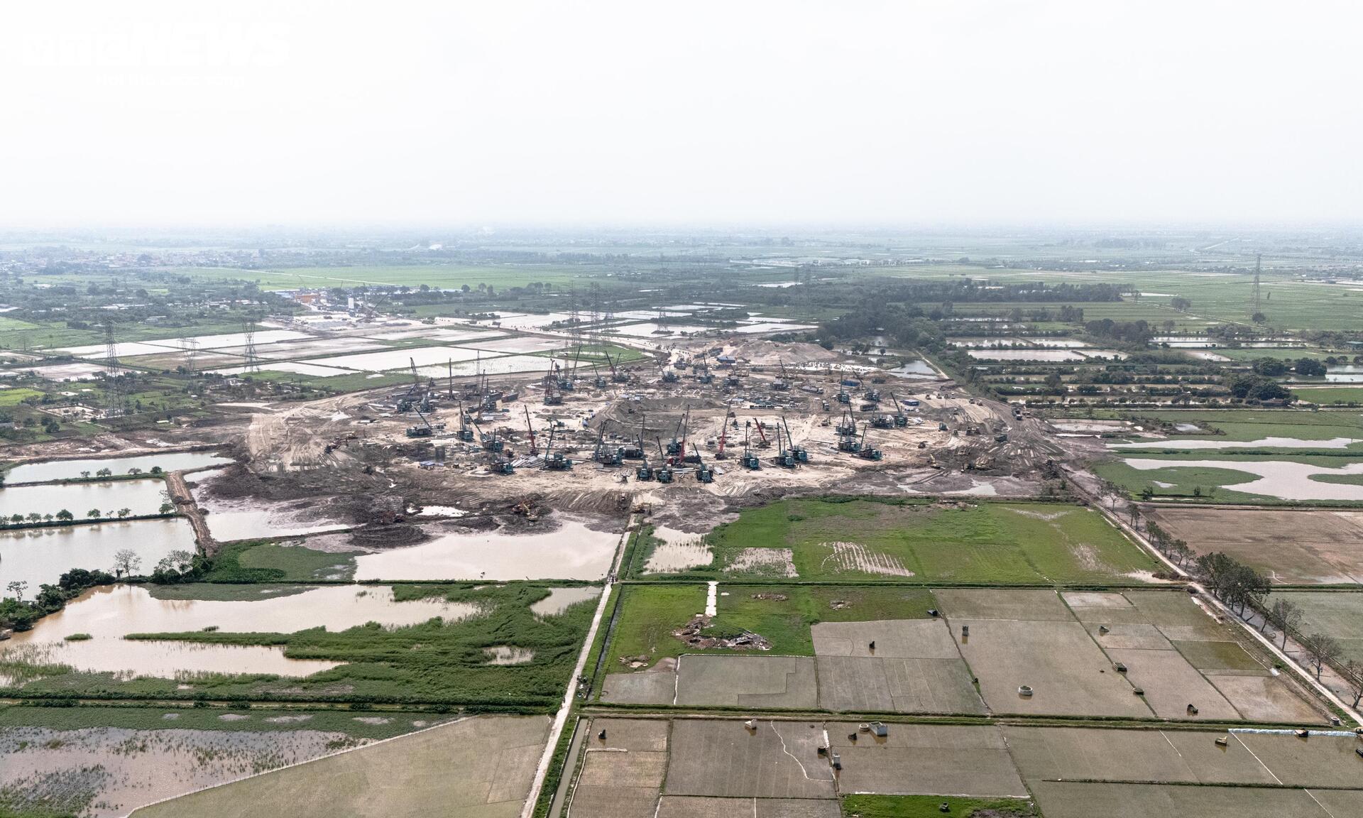 Hình hài sân vận động Trống Đồng lớn nhất thế giới ở ngoại thành Hà Nội - Ảnh 15