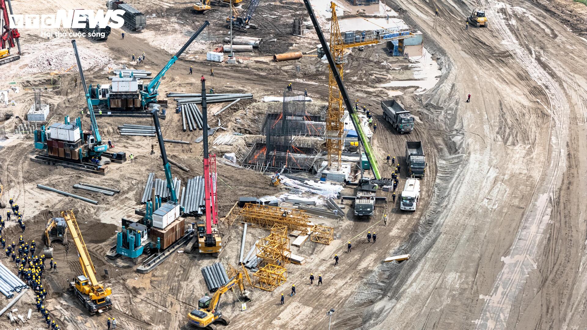 Hình hài sân vận động Trống Đồng lớn nhất thế giới ở ngoại thành Hà Nội - Ảnh 14