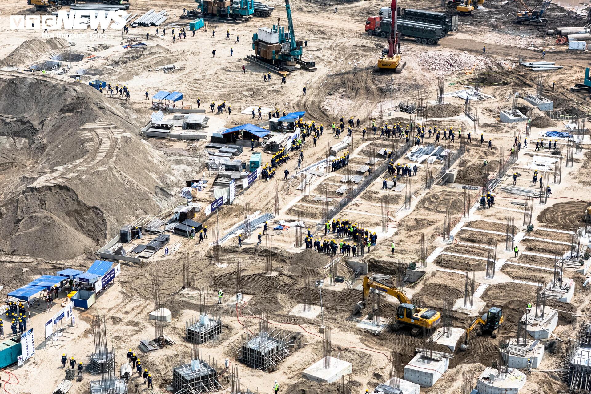 Việt Nam sắp sở hữu sân vận động chưa từng có trong lịch sử do Vingroup của tỷ phú Phạm Nhật Vượng xây, sức chứa vượt nhiều "siêu sân" toàn cầu - Ảnh 4