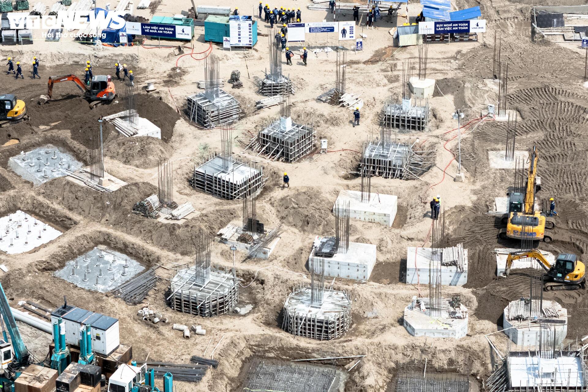 Hình hài sân vận động Trống Đồng lớn nhất thế giới ở ngoại thành Hà Nội - Ảnh 8