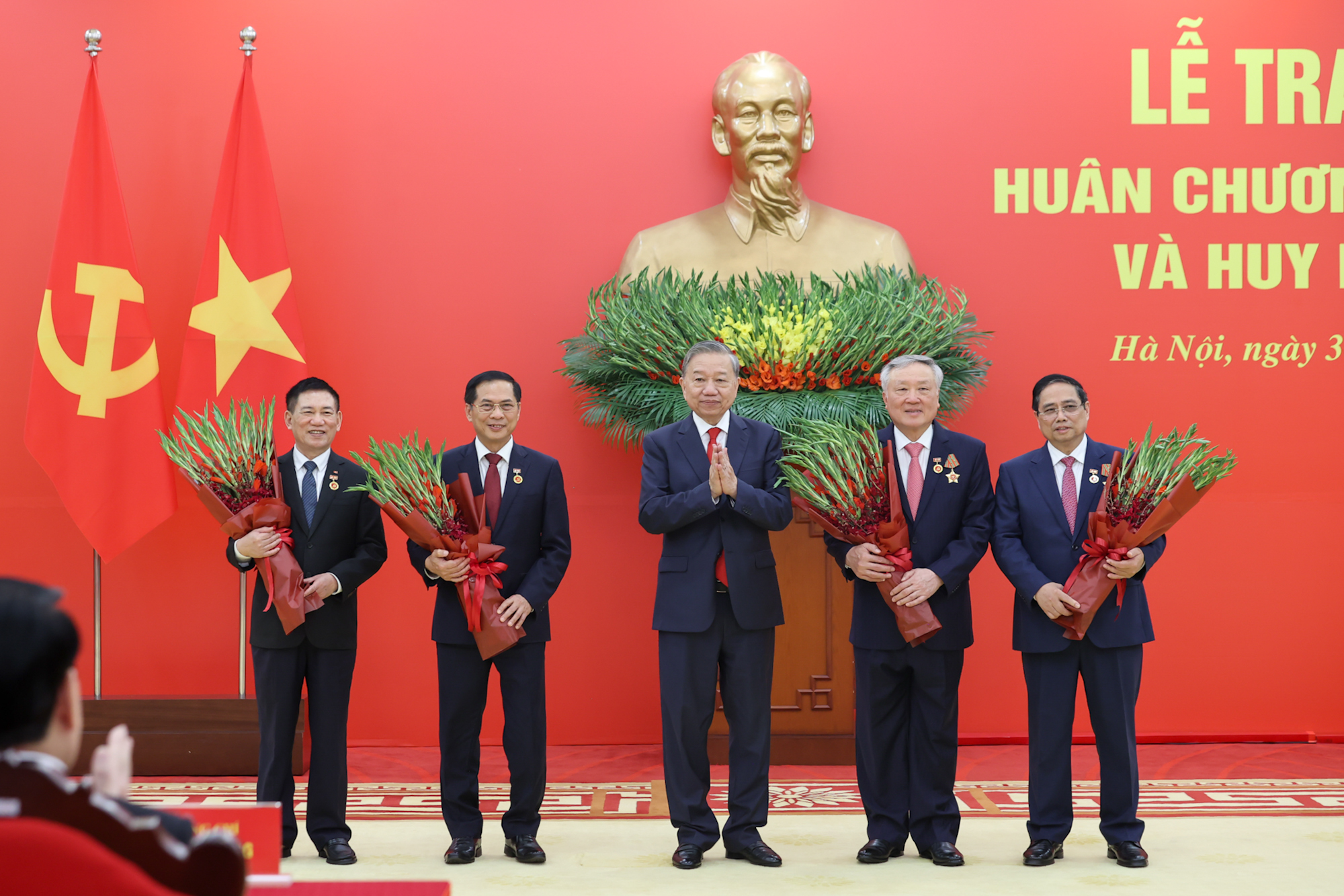 Tổng Bí thư Tô Lâm trao tặng Huân chương Quân công hạng nhất cho Thủ tướng Phạm Minh Chính - Ảnh 3