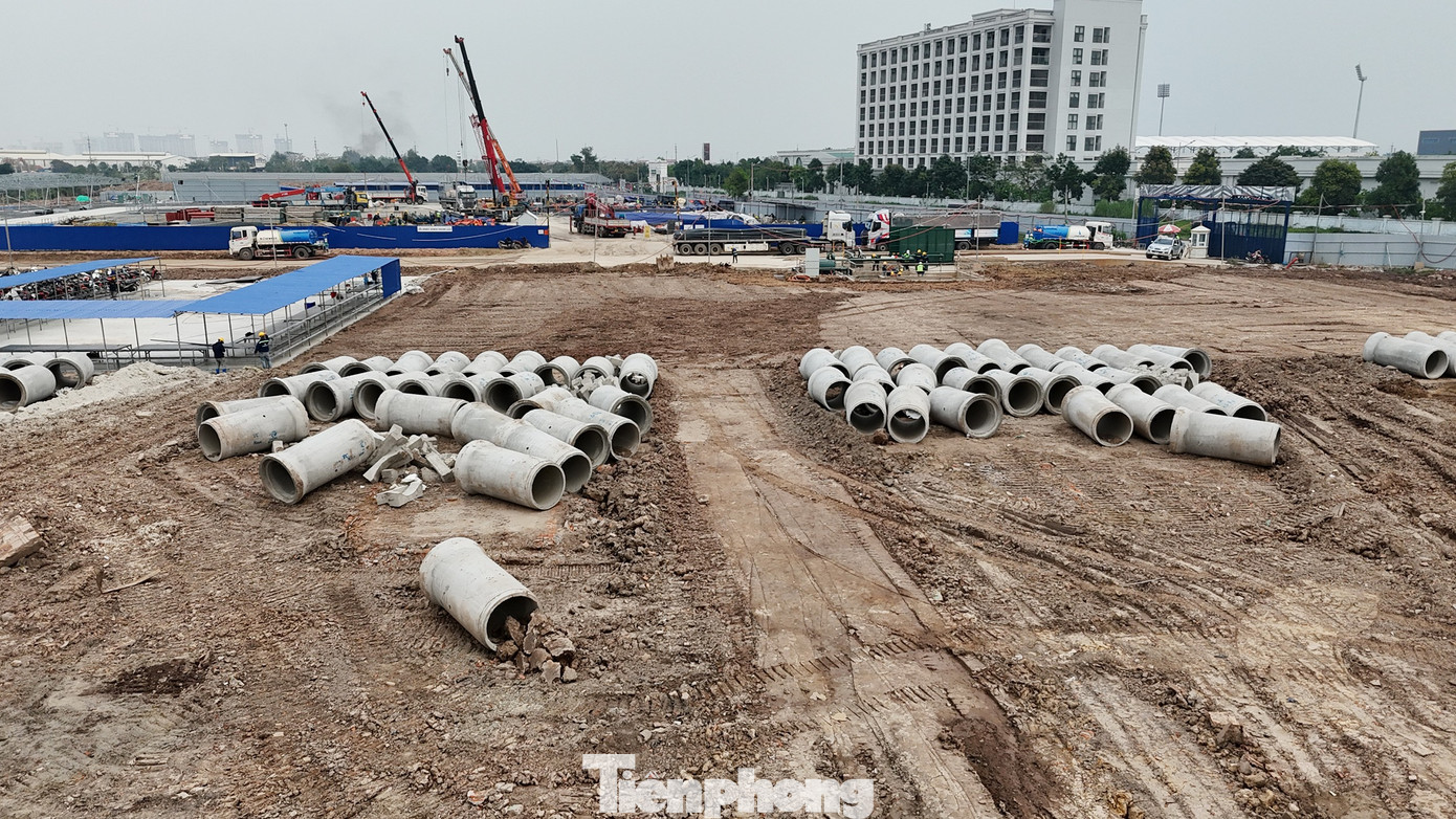 Sân vận động 60.000 chỗ ngồi, đủ tiêu chuẩn tổ chức World Cup dần thành hình - Ảnh 3