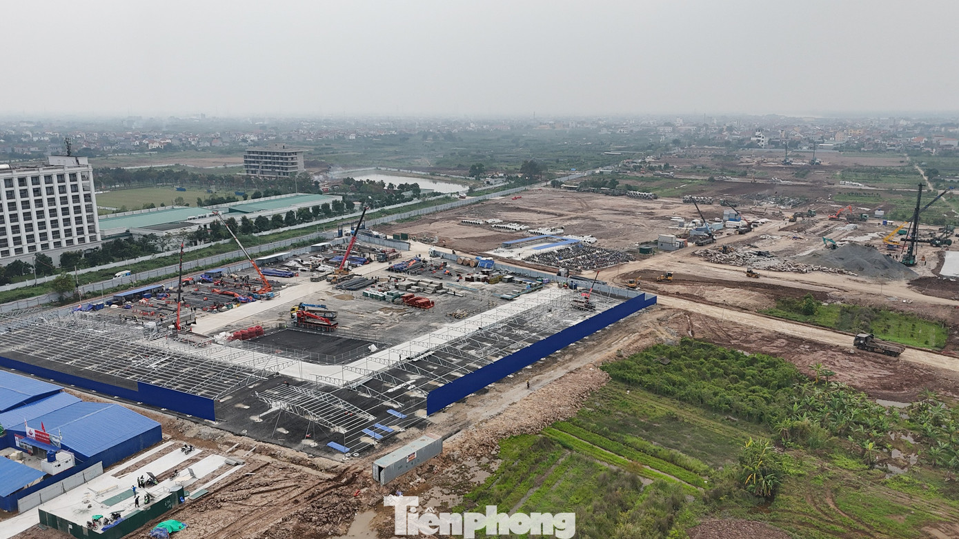 Sân vận động 60.000 chỗ ngồi, đủ tiêu chuẩn tổ chức World Cup dần thành hình - Ảnh 9