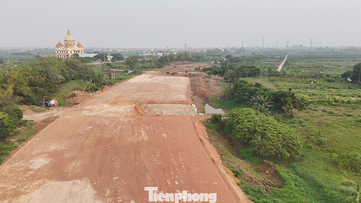 Cận cảnh khu vực xây dựng sân golf hơn 1,5 tỷ đô tại Hưng Yên - Ảnh 8