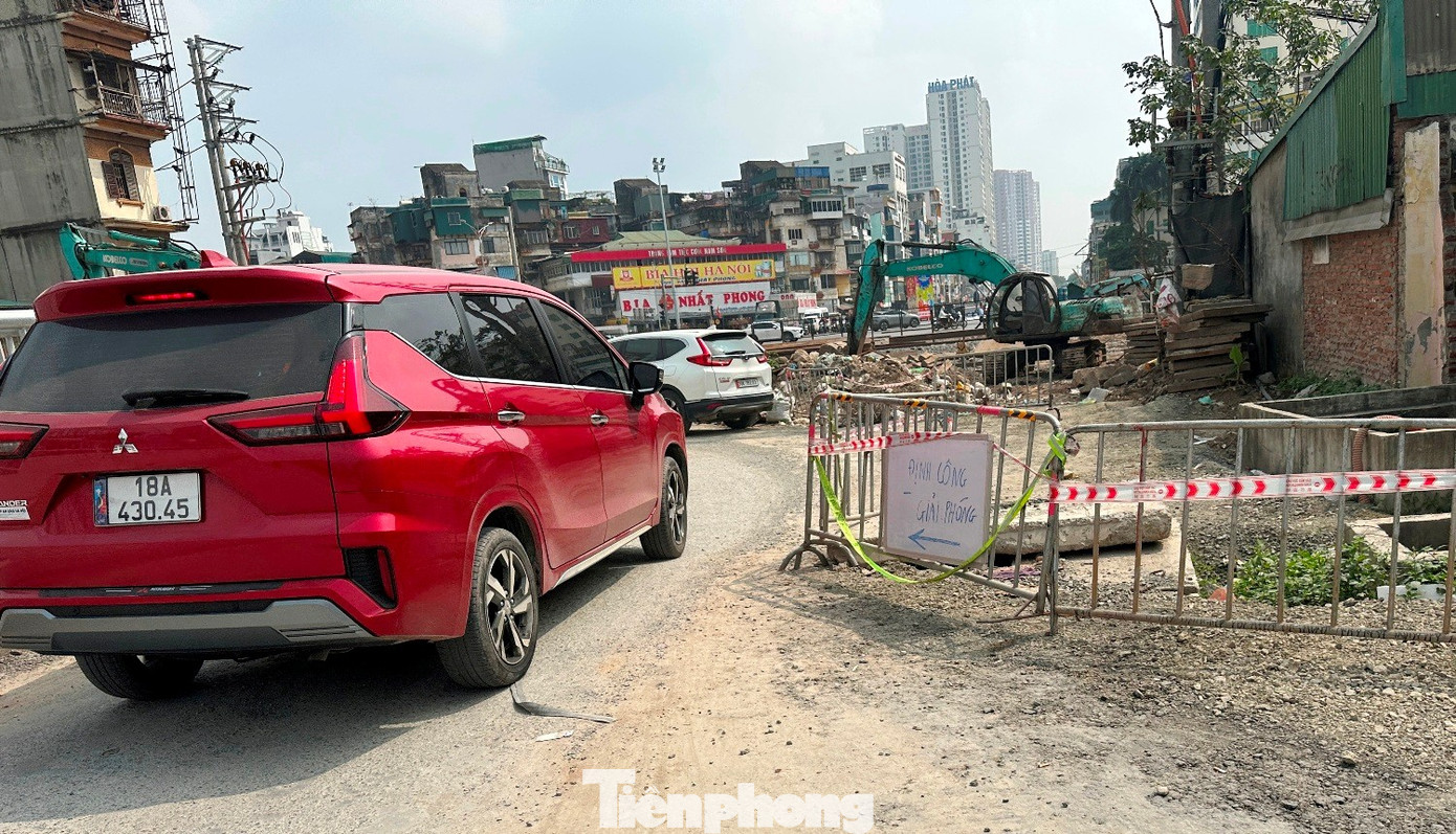 Yêu cầu xử lý dứt điểm bất cập giao thông tại nút giao Vành đai 2,5 - Giải Phóng trong tháng 3 - Ảnh 4