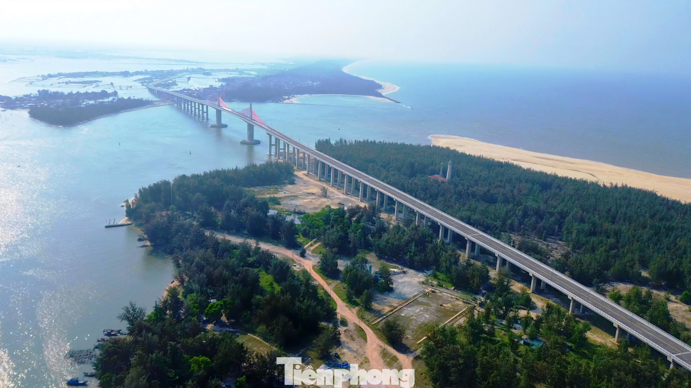 Nhiều lần lỡ hẹn, bao giờ cầu vượt cửa biển 2.400 tỷ đồng tại Huế về đích? - Ảnh 7