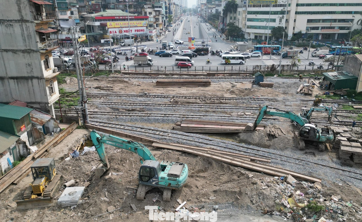 Yêu cầu xử lý dứt điểm bất cập giao thông tại nút giao Vành đai 2,5 - Giải Phóng trong tháng 3 - Ảnh 6