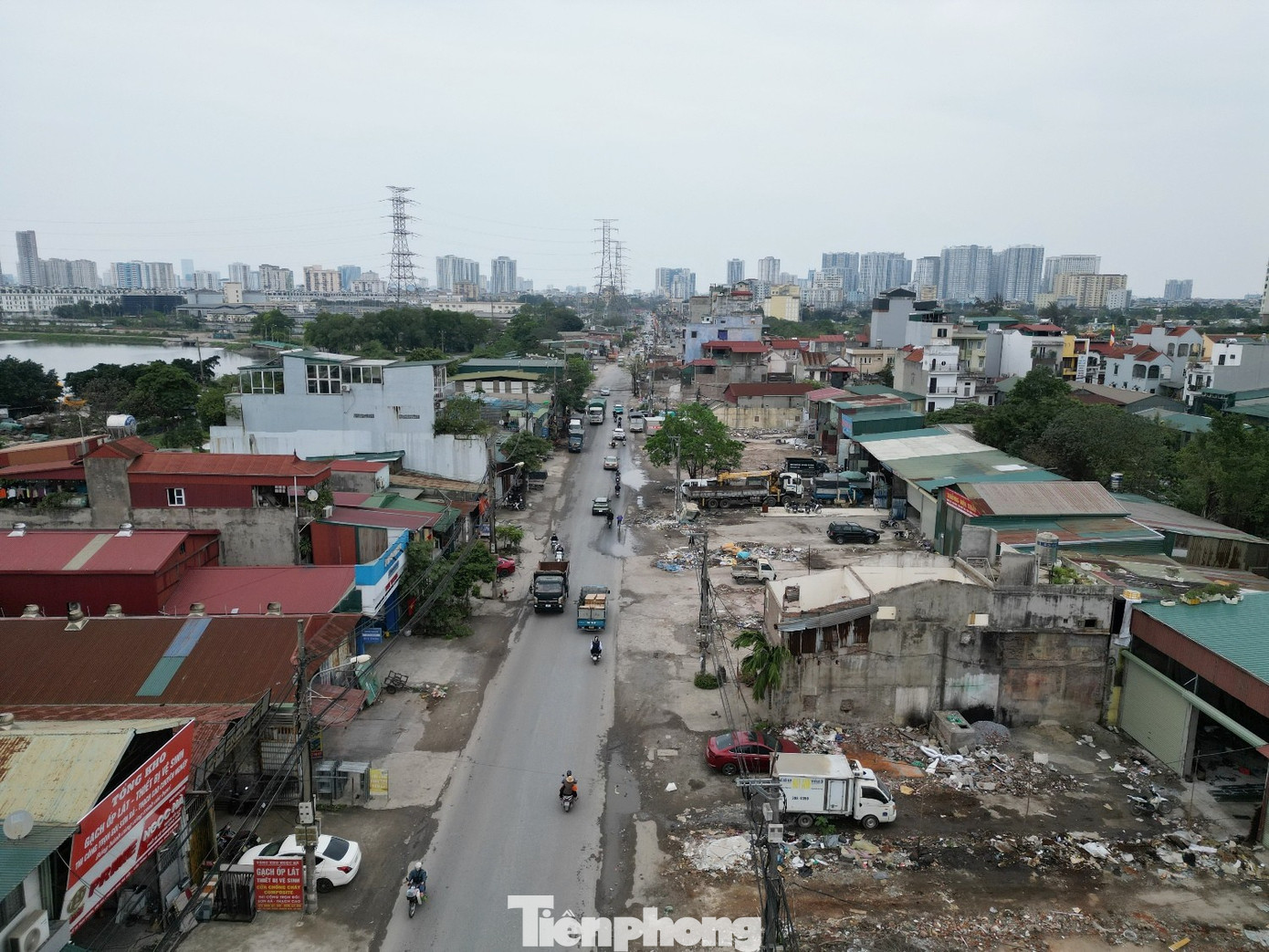 Dự án mở rộng đường Tam Trinh nguy cơ vỡ tiến độ - Ảnh 7