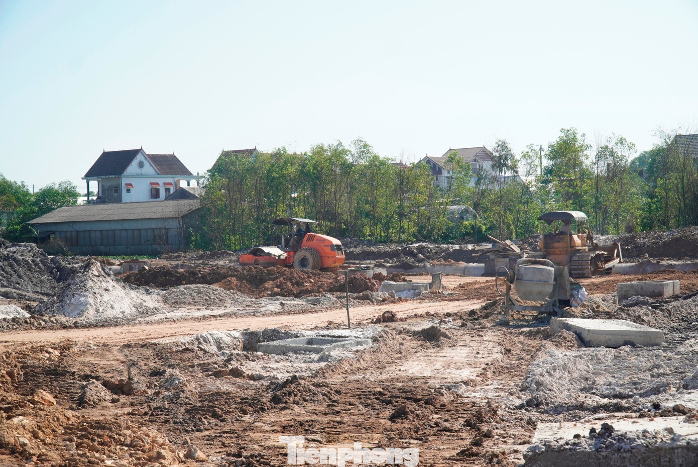 Hối hả trên công trình trọng điểm - Ảnh 8