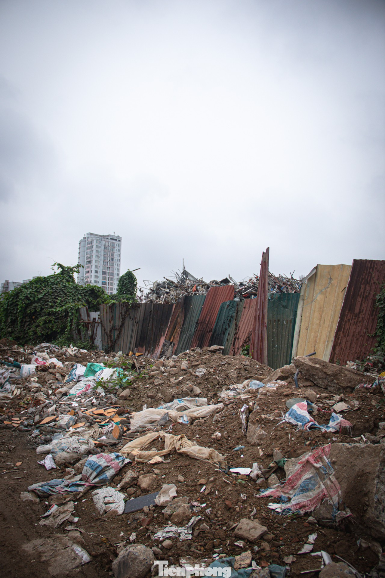 ‘Núi’ phế liệu trên khu đất nông nghiệp rộng 4,3ha ở Hà Nội - Ảnh 6