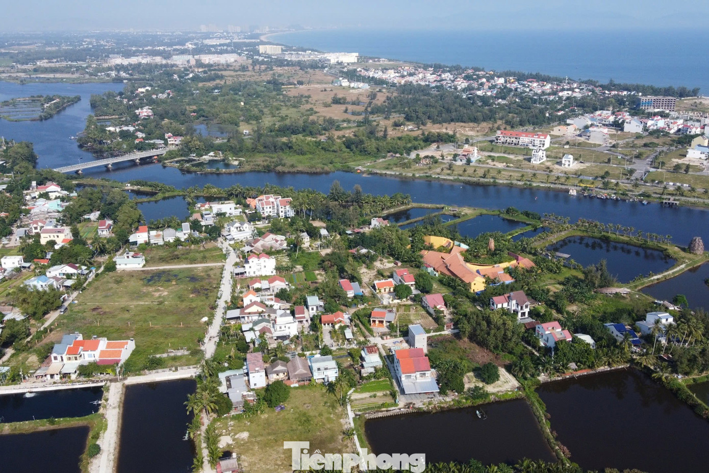 Thị trường đất nền 'xoay trục' về phía Nam - Ảnh 2