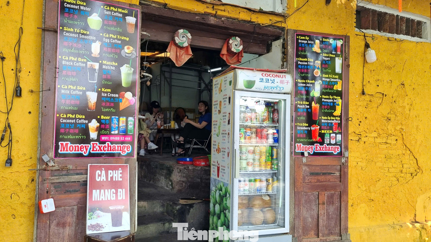 Diện mạo 'lạ' của phố cổ Hội An trước giờ G ‘siết’ vỉa hè - Ảnh 19