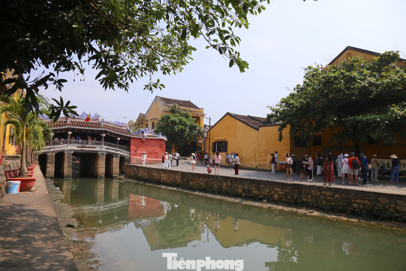 Diện mạo 'lạ' của phố cổ Hội An trước giờ G ‘siết’ vỉa hè - Ảnh 23