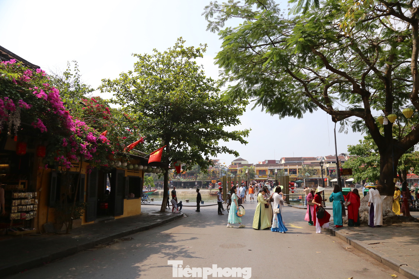 Diện mạo 'lạ' của phố cổ Hội An trước giờ G ‘siết’ vỉa hè - Ảnh 31