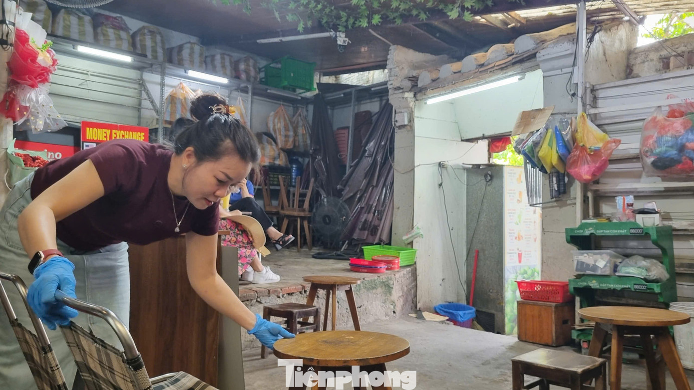 Diện mạo 'lạ' của phố cổ Hội An trước giờ G ‘siết’ vỉa hè - Ảnh 17