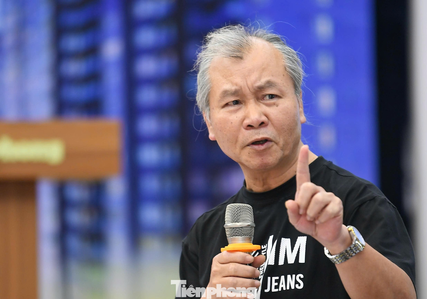 'Cần coi bất động sản bình đẳng như các ngành sản xuất kinh doanh' - Ảnh 1