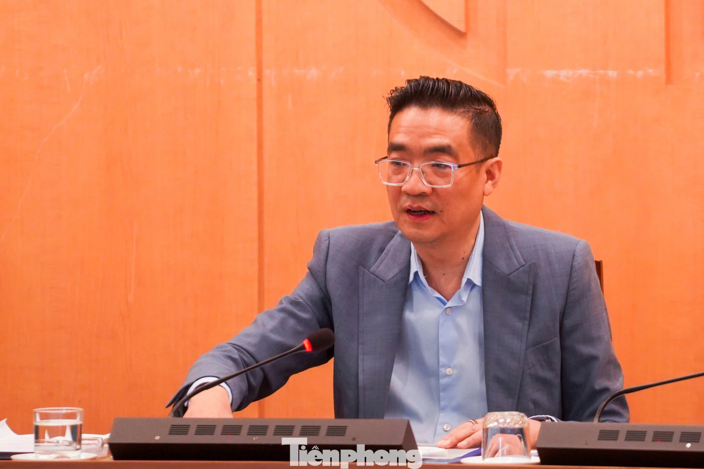 Hà Nội giải thích về thông tin 'di dời hơn 860.000 dân nội đô' - Ảnh 1