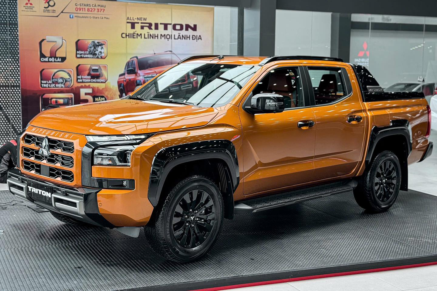 Mua xe Mitsubishi tháng này đỡ tới gần 80 triệu đồng phí lăn bánh: Triton khuyến mãi khủng nhất, Xpander bản mới vừa ra không có ngoại lệ - Ảnh 1