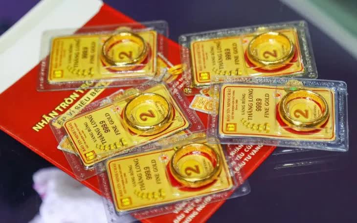 Hôm nay đi mua vàng: Số thứ tự 77 chỉ cần đợi 5 phút là đến lượt, phát hiện 1 nơi mua vàng không cần xếp hàng - Ảnh 7