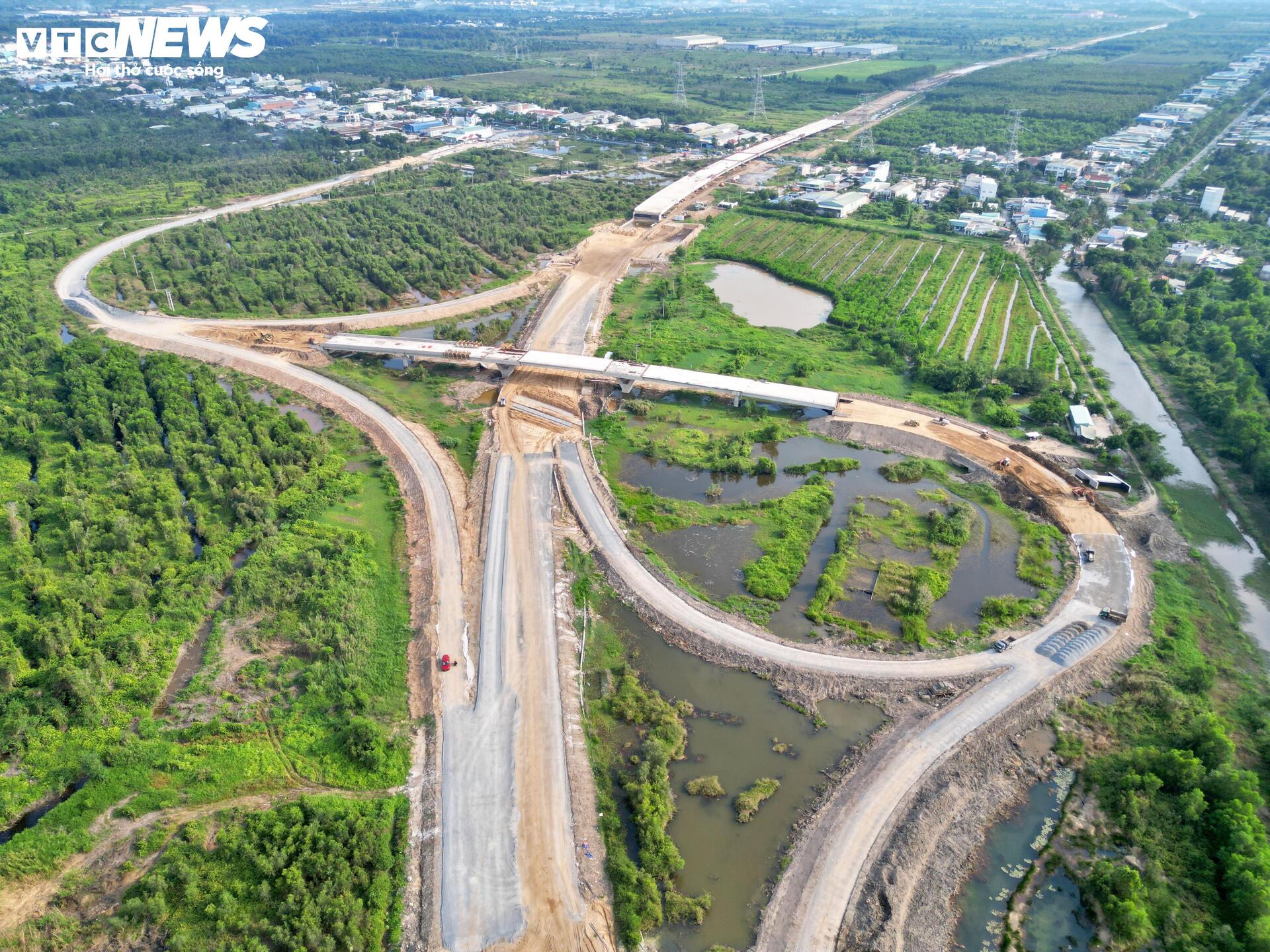 Vành đai 3 TP.HCM đoạn qua khu vực Bình Chánh hiện ra sao? - Ảnh 11