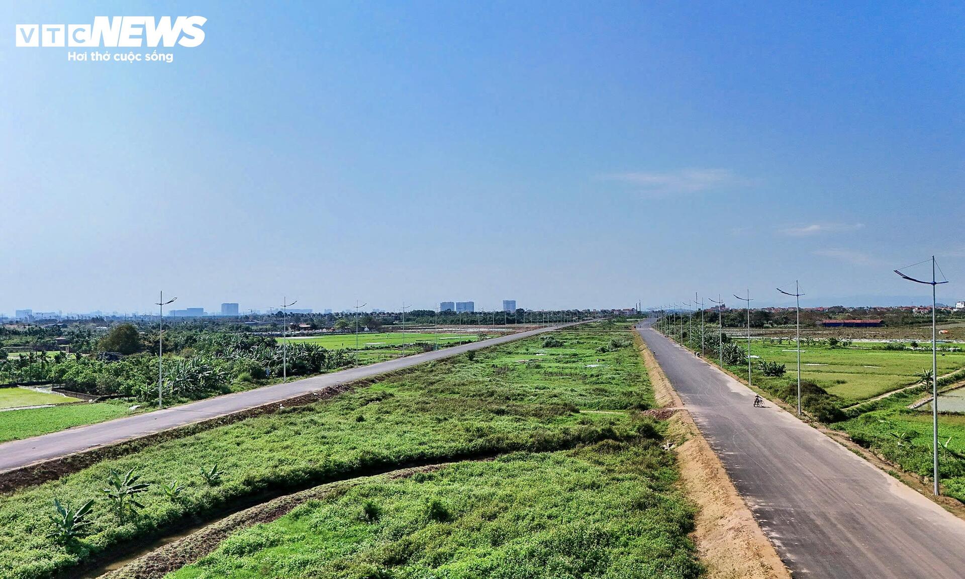 Cận cảnh Vành đai 4 phía Tây Hà Nội sau 2 năm thi công - Ảnh 15