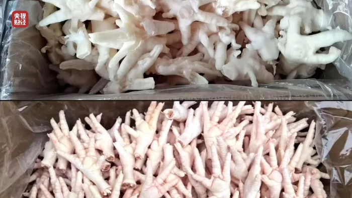 Bên trong xưởng sản xuất chân gà "hot trend" Trung Quốc: Tẩy trắng bằng oxy già và hàng tấn hoá chất, chân gà chất đống trên nền đất bẩn - Ảnh 6