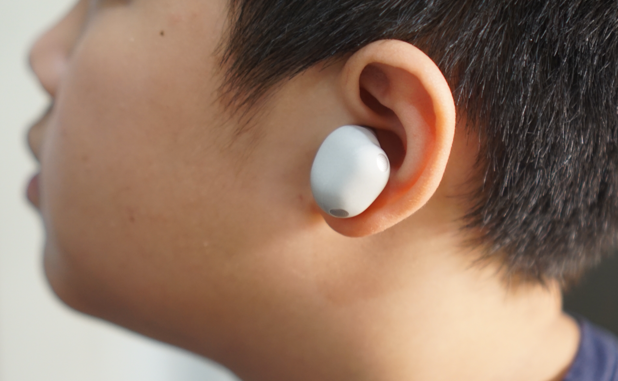 Dùng thử Sony WF-1000XM6: Tai nghe true wireless tiệm cận chuẩn mực hoàn hảo - Ảnh 2