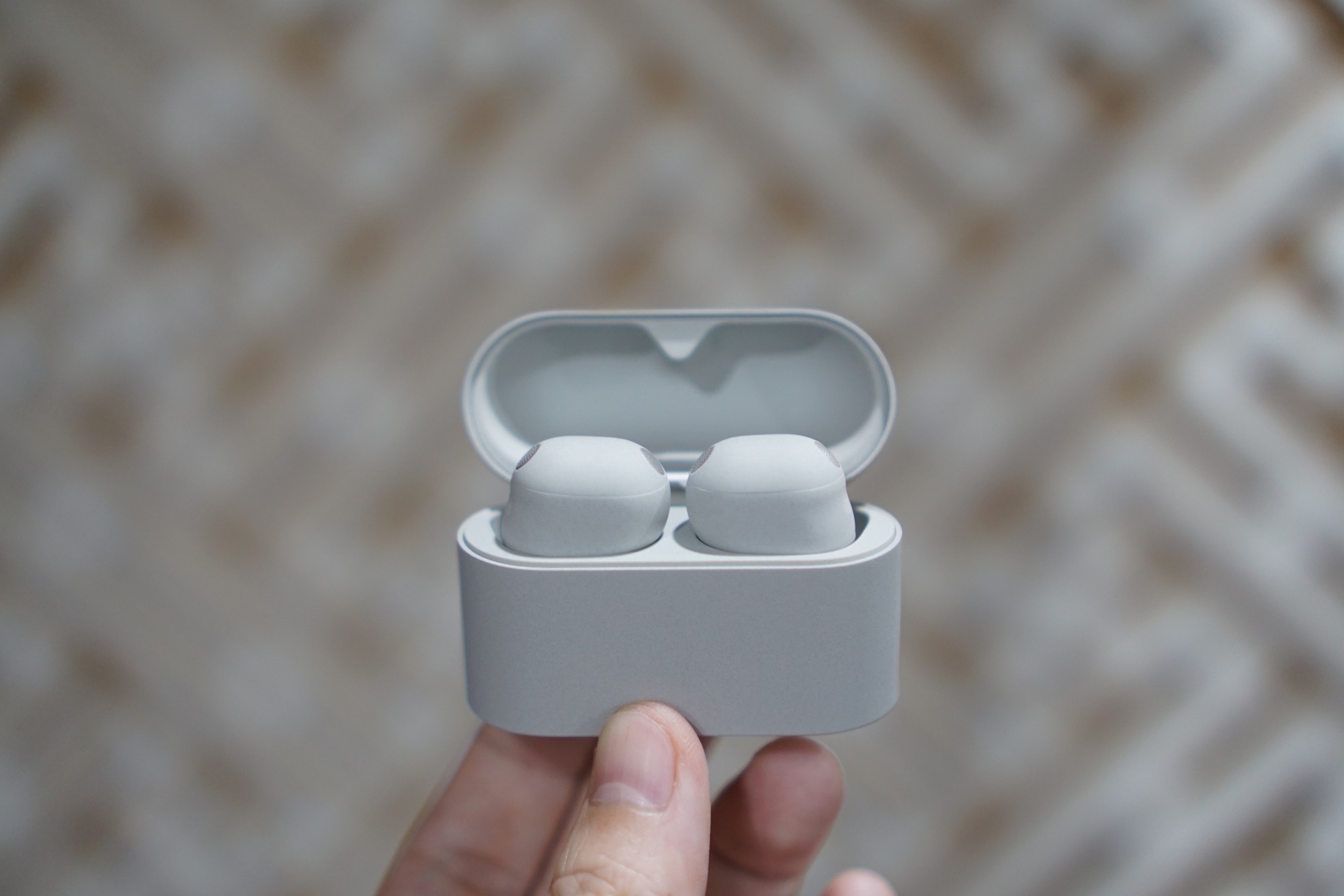 Dùng thử Sony WF-1000XM6: Tai nghe true wireless tiệm cận chuẩn mực hoàn hảo - Ảnh 5