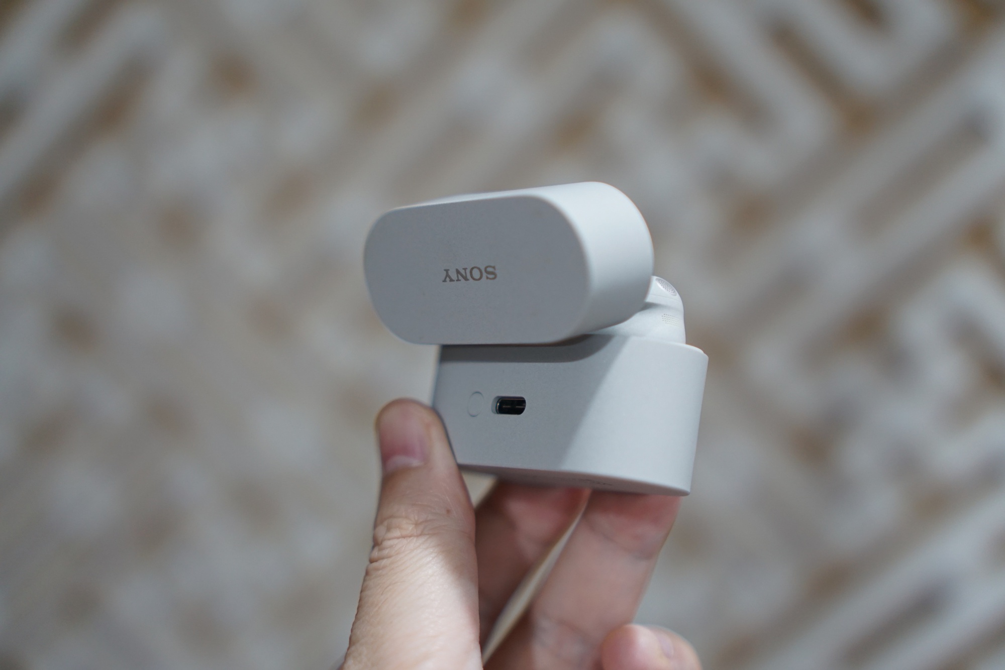 Dùng thử Sony WF-1000XM6: Tai nghe true wireless tiệm cận chuẩn mực hoàn hảo - Ảnh 9