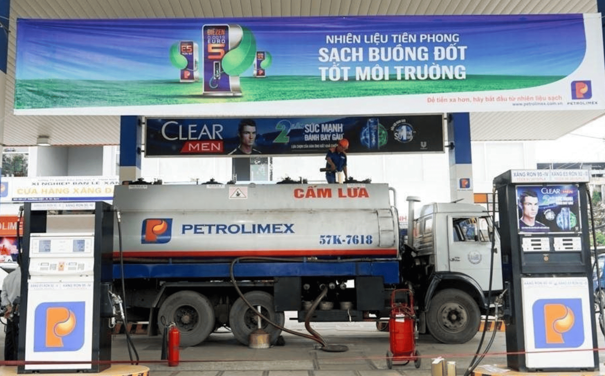 Giảm thuế nhập khẩu xăng dầu về 0%: Cú hích tài khóa hạ nhiệt thị trường - Ảnh 4