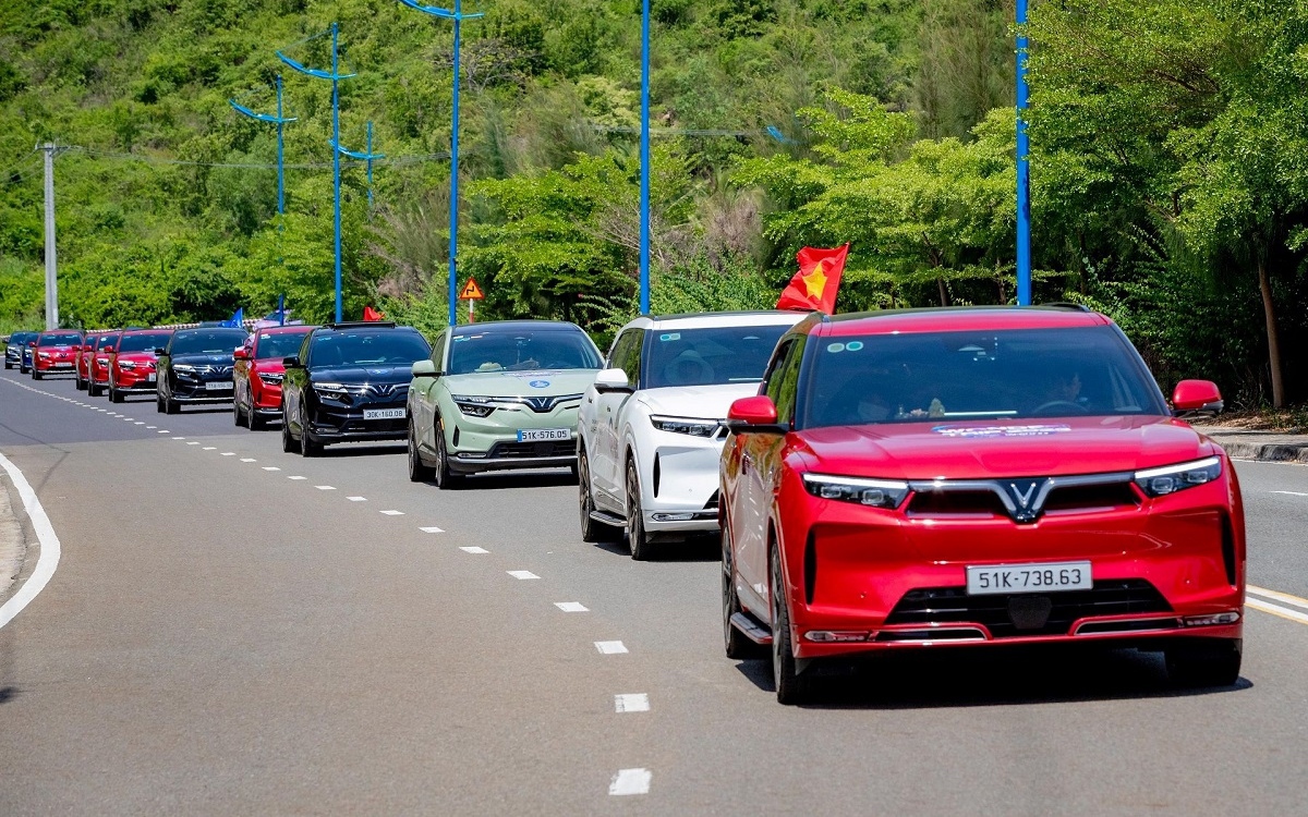 10 ô tô bán chạy nhất tháng 2/2026: VinFast áp đảo toàn diện, 1 mẫu xe lần đầu mở bán đã lọt top