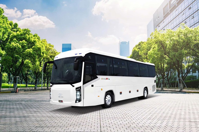 KIM LONG MOTOR xuất khẩu lô xe bus "Made in Việt Nam" thuần điện và diesel đầu tiên sang Thái Lan - Ảnh 3