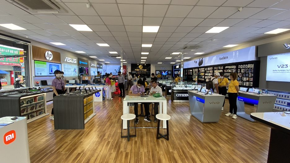 Điện thoại xách tay trước nguy cơ bị chặn ứng dụng ngân hàng và các dịch vụ công - Ảnh 2